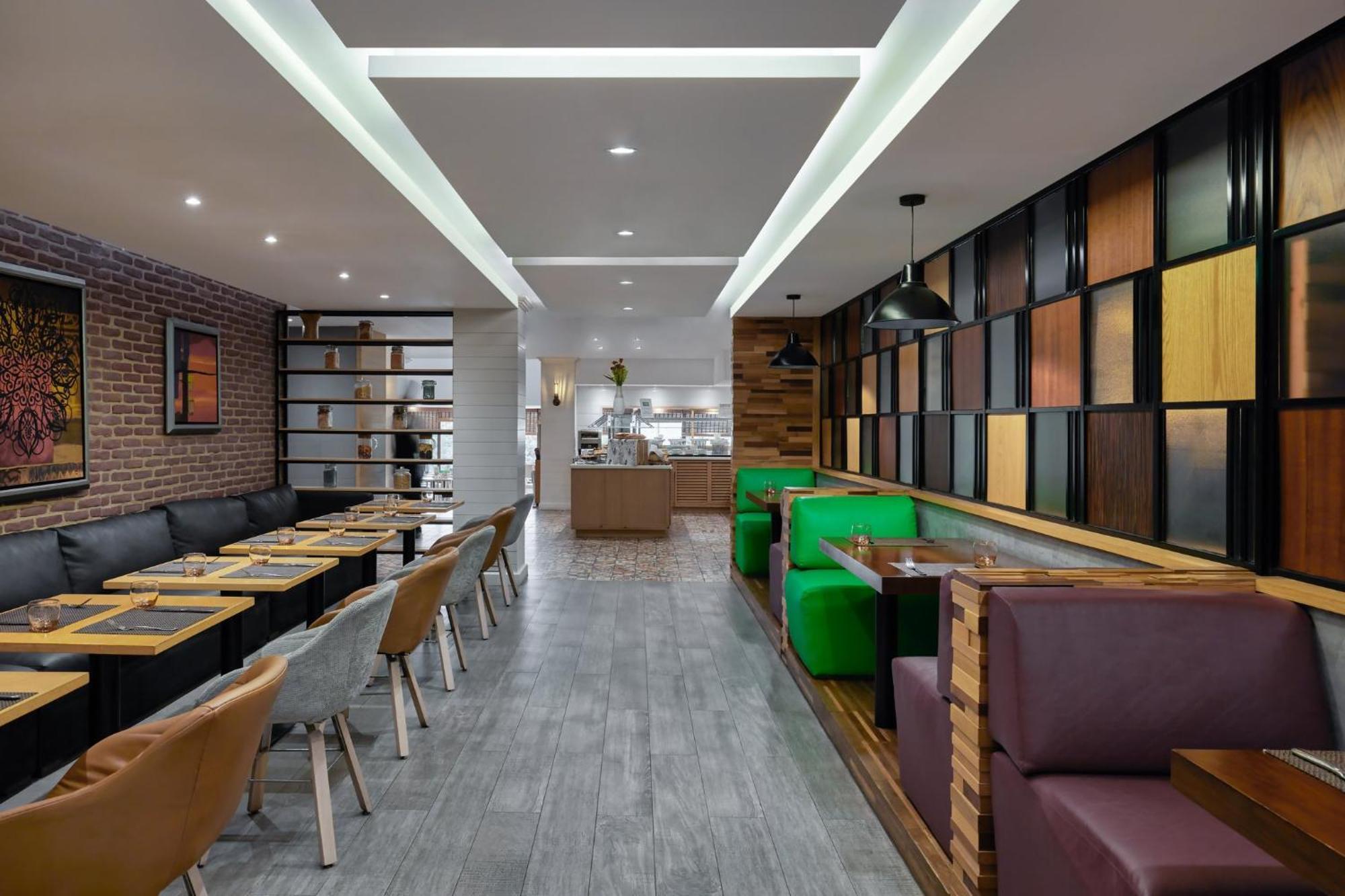 Holiday Inn Cairo Maadi By Ihg Buitenkant foto