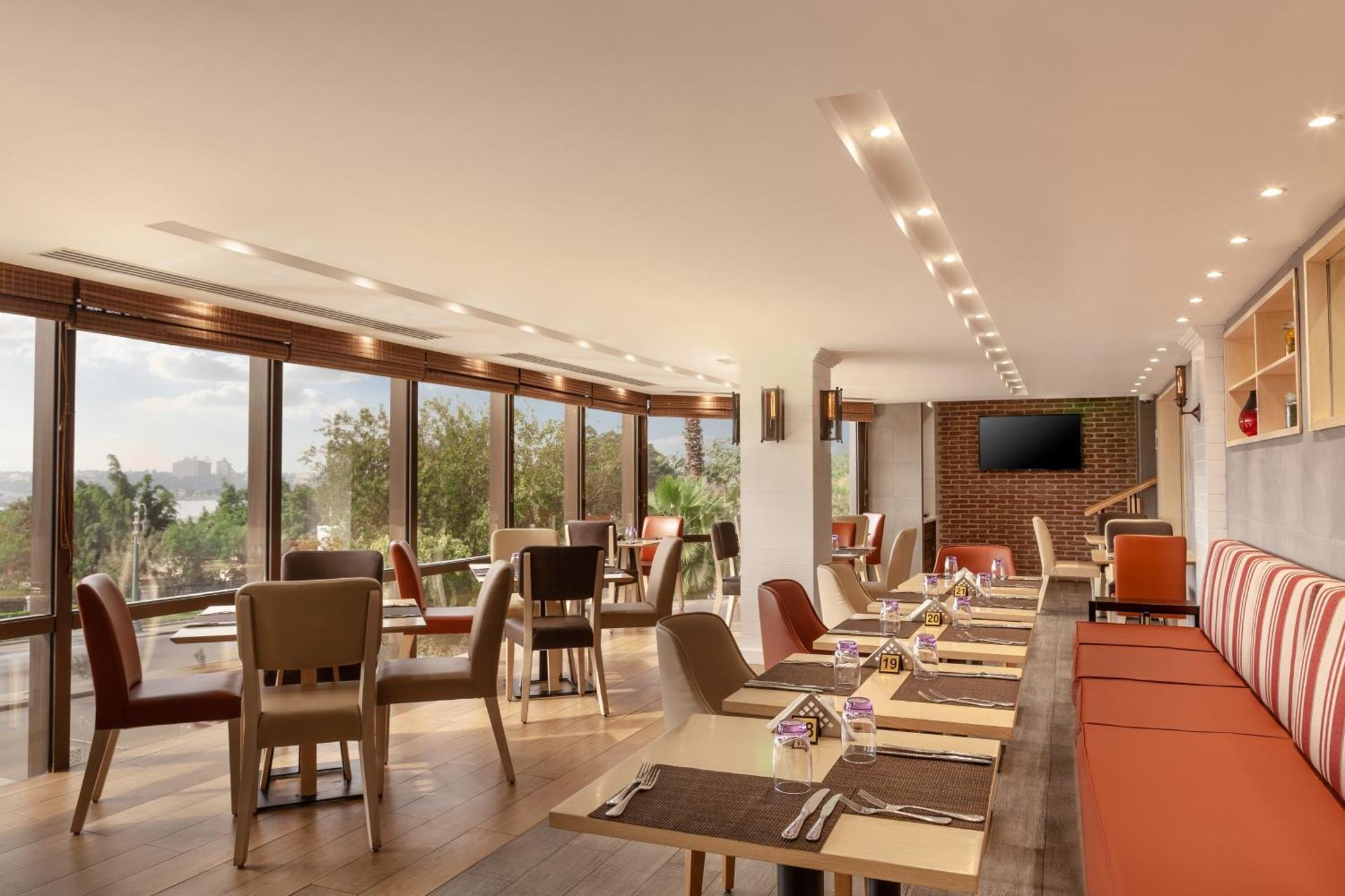 Holiday Inn Cairo Maadi By Ihg Buitenkant foto
