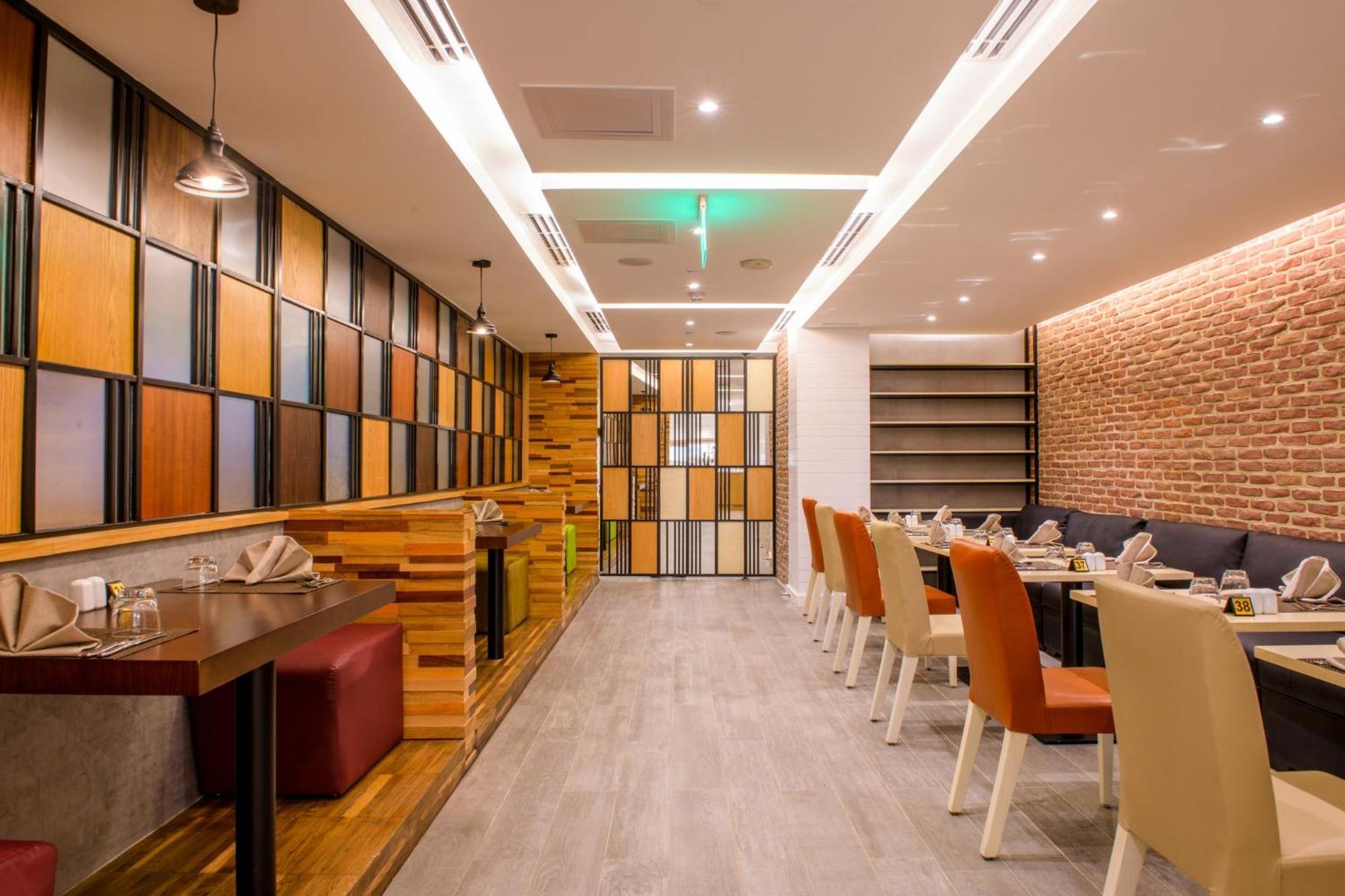 Holiday Inn Cairo Maadi By Ihg Buitenkant foto